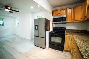 412 Columbus Pkwy, Hollywood, FL 33021 - Photo 2