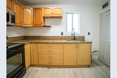 412 Columbus Parkway #2, Hollywood, FL 33021 - Photo 4