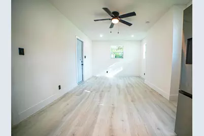 412 Columbus Parkway #2, Hollywood, FL 33021 - Photo 6