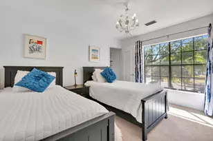 352 Prestwick Cir, Palm Beach Gardens, FL 33418 - Photo 20