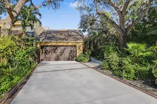 738 St Albans Dr, Boca Raton, FL 33486 - Photo 2