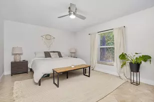 248 NE 9th St, Delray Beach, FL 33444 - Photo 16