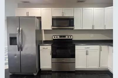 838 SE Proctor Lane, Port Saint Lucie, FL 34983 - Photo 4