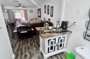 2546 Dudley Dr E, West Palm Beach, FL 33415 - Photo 14