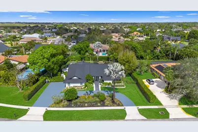 15855 Meadow Wood Drive, Wellington, FL 33414 - Photo 42