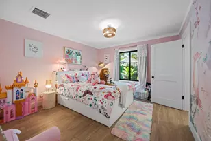 15855 Meadow Wood Dr, Wellington, FL 33414 - Photo 26