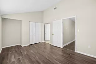 914 Shorewinds Dr, Fort Pierce, FL 34949 - Photo 16