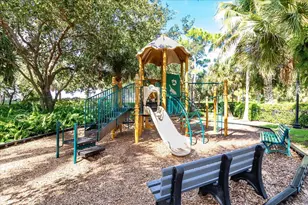 82 Stoney Dr, Palm Beach Gardens, FL 33410 - Photo 46