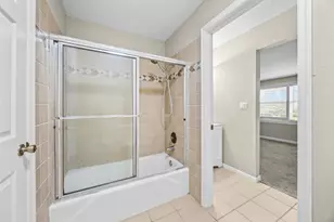 914 Shorewinds Dr, Fort Pierce, FL 34949 - Photo 22