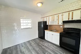 4605 SW 25th St, West Park, FL 33023 - Photo 4