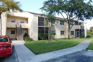 611 Cypress Lake Blvd, Deerfield Beach, FL 33064 - Photo 1