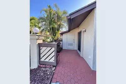 193 Mastic Tree Court, Royal Palm Beach, FL 33411 - Photo 2