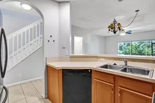 4827 Palmbrooke Circle W, West Palm Beach, FL 33417 - Photo 10