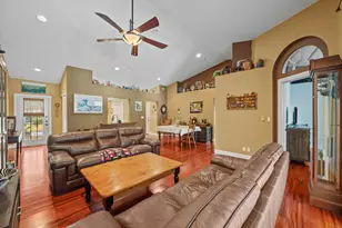 13011 Blue Lake Dr, Wellington, FL 33414 - Photo 4