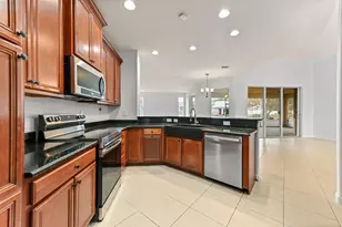 2334 SW Webster Ln, Port Saint Lucie, FL 34953 - Photo 12