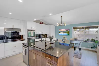 12 Brighton Court, Palm Beach Gardens, FL 33418 - Photo 8