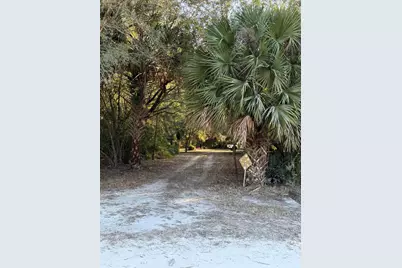 16556 Rustic Road, Wellington, FL 33470 - Photo 4