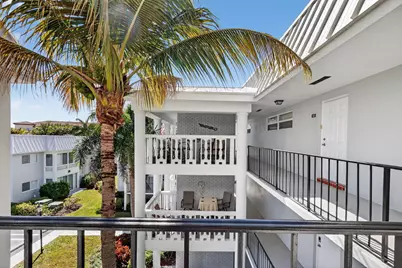 10 Colonial Club Drive #305, Boynton Beach, FL 33435 - Photo 4