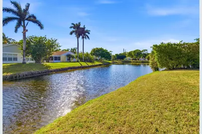 1285 Green Pine Boulevard, West Palm Beach, FL 33409 - Photo 2