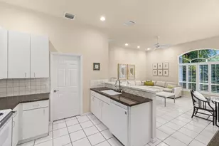 23298 Torre Cir, Boca Raton, FL 33433 - Photo 10