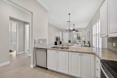 4030 Community Drive, Jupiter, FL 33458 - Photo 10