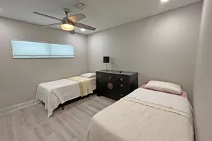 106 Periwinkle Dr, Hypoluxo, FL 33462 - Photo 18