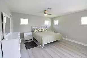 106 Periwinkle Dr, Hypoluxo, FL 33462 - Photo 12