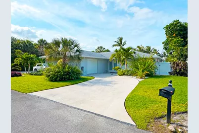 106 Periwinkle Drive, Hypoluxo, FL 33462 - Photo 2