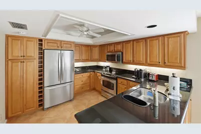 6404 SE Brandywine Court #104, Stuart, FL 34997 - Photo 6