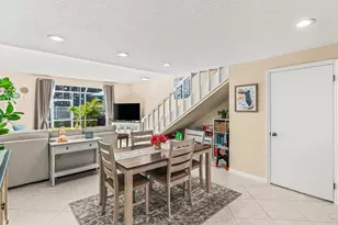 710 Sorrento Dr, Weston, FL 33326 - Photo 2