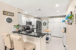 710 Sorrento Dr, Weston, FL 33326 - Photo 10