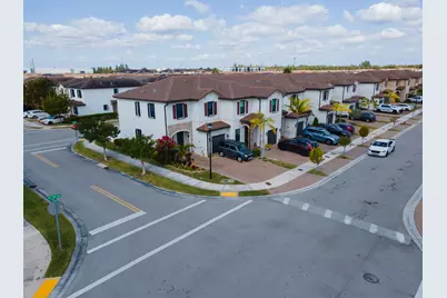 10902 W 33rd Way, Hialeah, FL 33018 - Photo 100