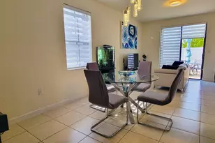 10902 W 33rd Way, Hialeah, FL 33018 - Photo 14