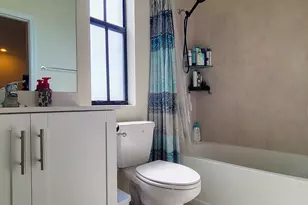 10902 W 33rd Way, Hialeah, FL 33018 - Photo 48