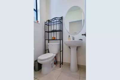 10902 W 33rd Way, Hialeah, FL 33018 - Photo 68