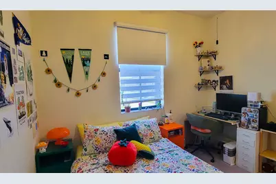 10902 W 33rd Way, Hialeah, FL 33018 - Photo 24