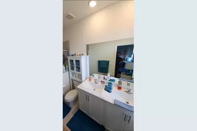 10902 W 33rd Way, Hialeah, FL 33018 - Photo 58