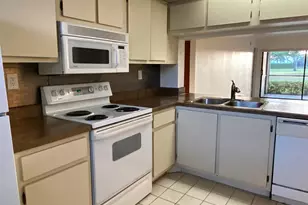 12962 Briarlake Dr, Palm Beach Gardens, FL 33418 - Photo 4