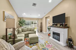 4720 Lucerne Lakes Blvd E, Lake Worth, FL 33467 - Photo 6