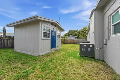 924 Sarazen Drive, West Palm Beach, FL 33413 - Photo 20