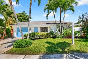 212 Dartmouth Dr, Lake Worth Beach, FL 33460 - Photo 2