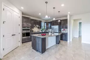 744 SE Villandry Way, Port Saint Lucie, FL 34983 - Photo 30