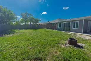 471 SE Lamon Ln, Port Saint Lucie, FL 34983 - Photo 26