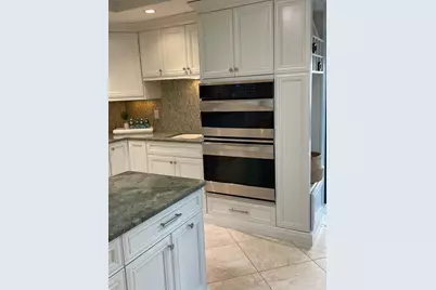 1660 Twelve Oaks Way #106 & 50 Ft Dock W/30k Li, North Palm Beach, FL 33408 - Photo 14