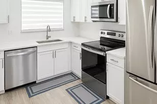 2055 SE West Dunbrooke Cir, Port Saint Lucie, FL 34952 - Photo 8