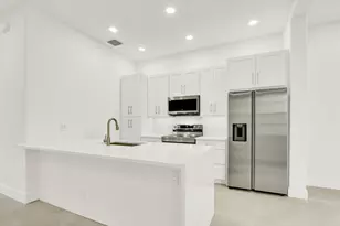 2601 NW 7th St, Boynton Beach, FL 33426 - Photo 10
