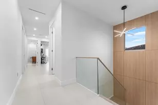 312 NE 210th Way, Miami, FL 33179 - Photo 34