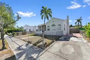 444 Monroe Dr, West Palm Beach, FL 33405 - Photo 2