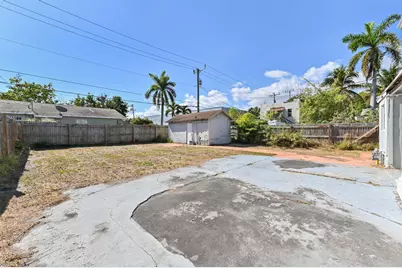 444 Monroe Drive, West Palm Beach, FL 33405 - Photo 24