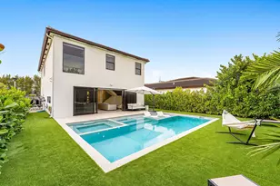 312 NE 210th Way, Miami, FL 33179 - Photo 28